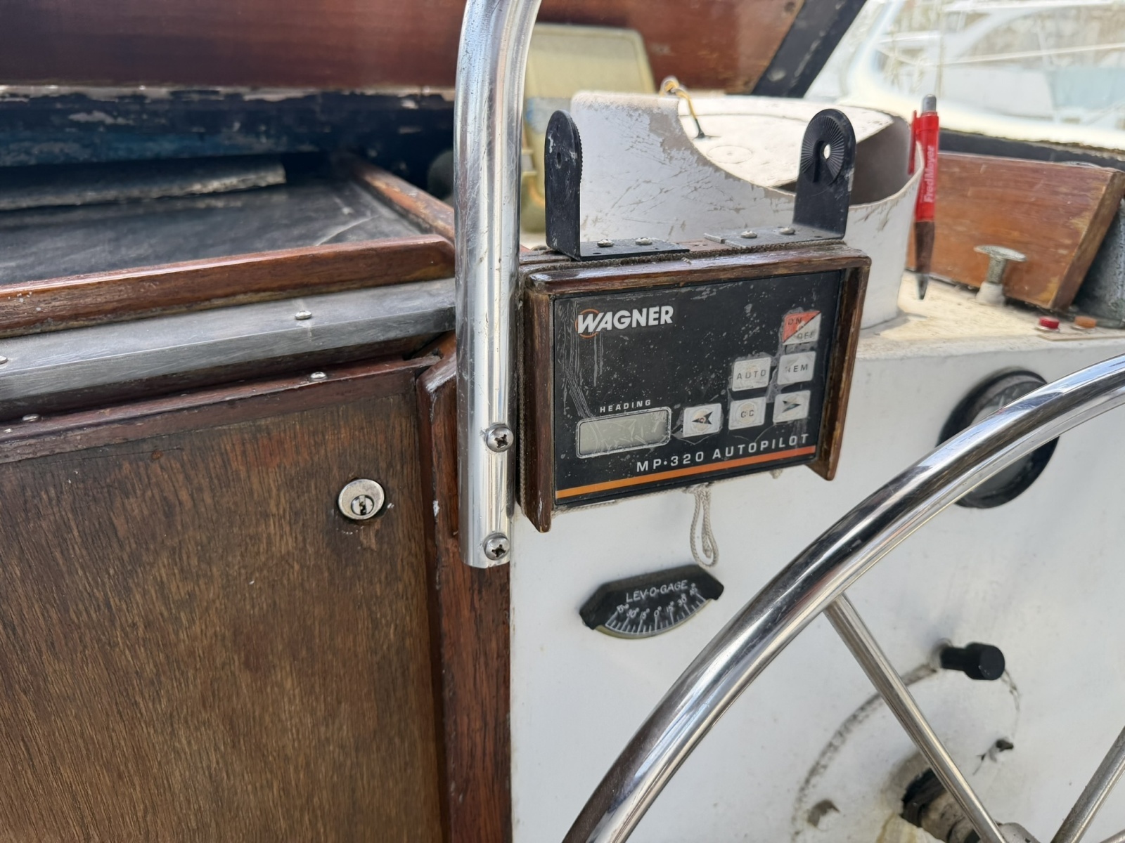44ft Bruce Roberts Yacht For Sale
