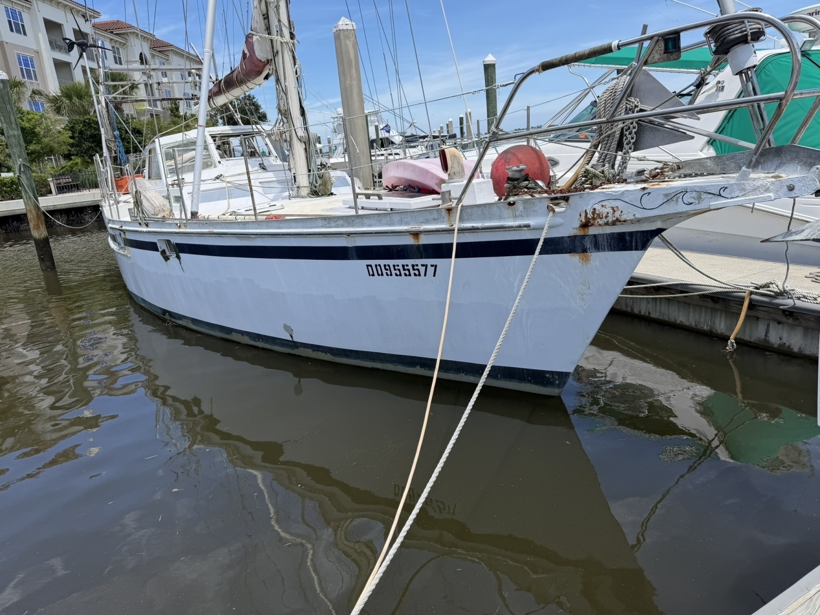 44ft Bruce Roberts Yacht For Sale