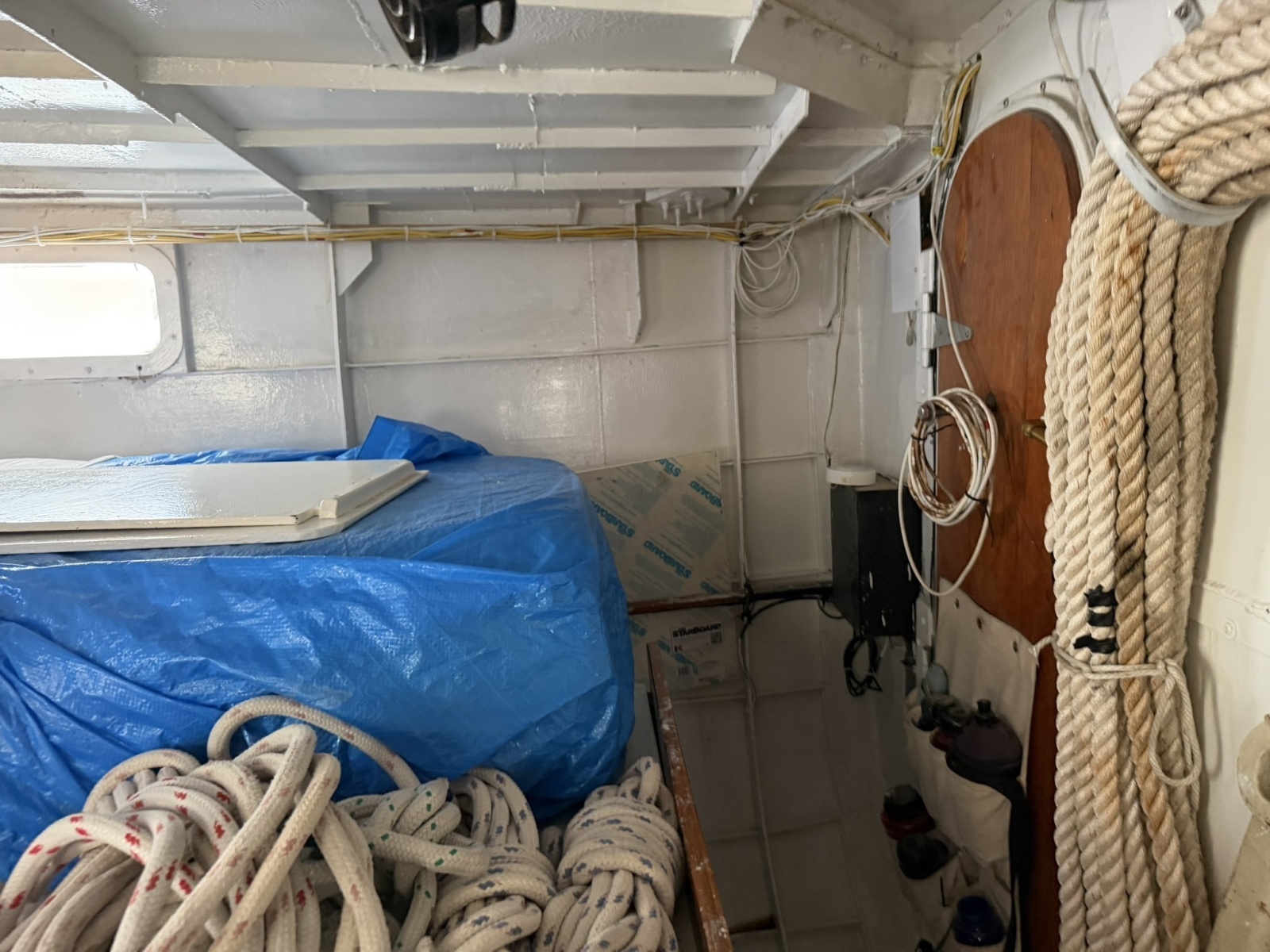 44ft Bruce Roberts Yacht For Sale