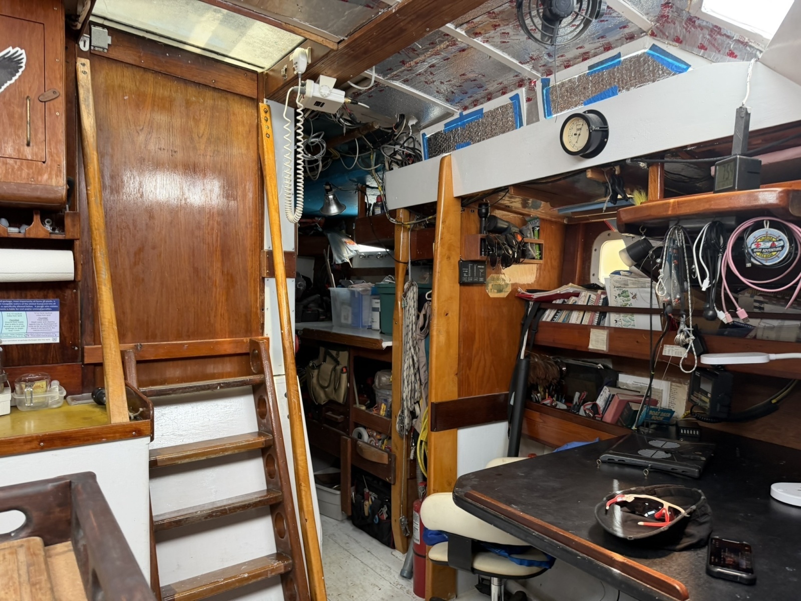 44ft Bruce Roberts Yacht For Sale