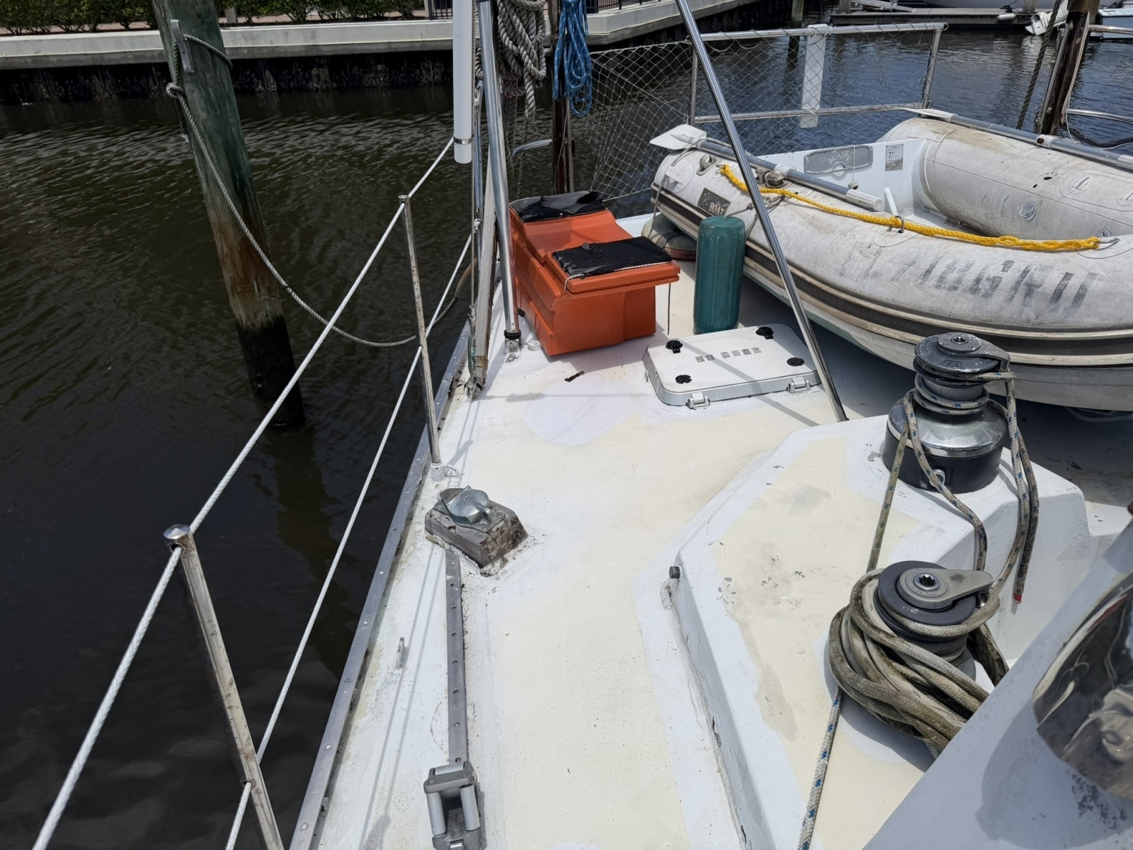 44ft Bruce Roberts Yacht For Sale