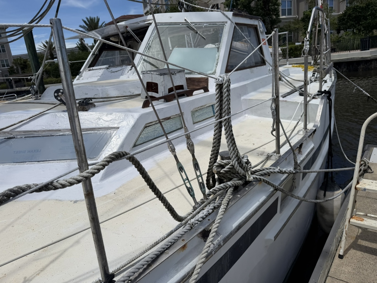 44ft Bruce Roberts Yacht For Sale