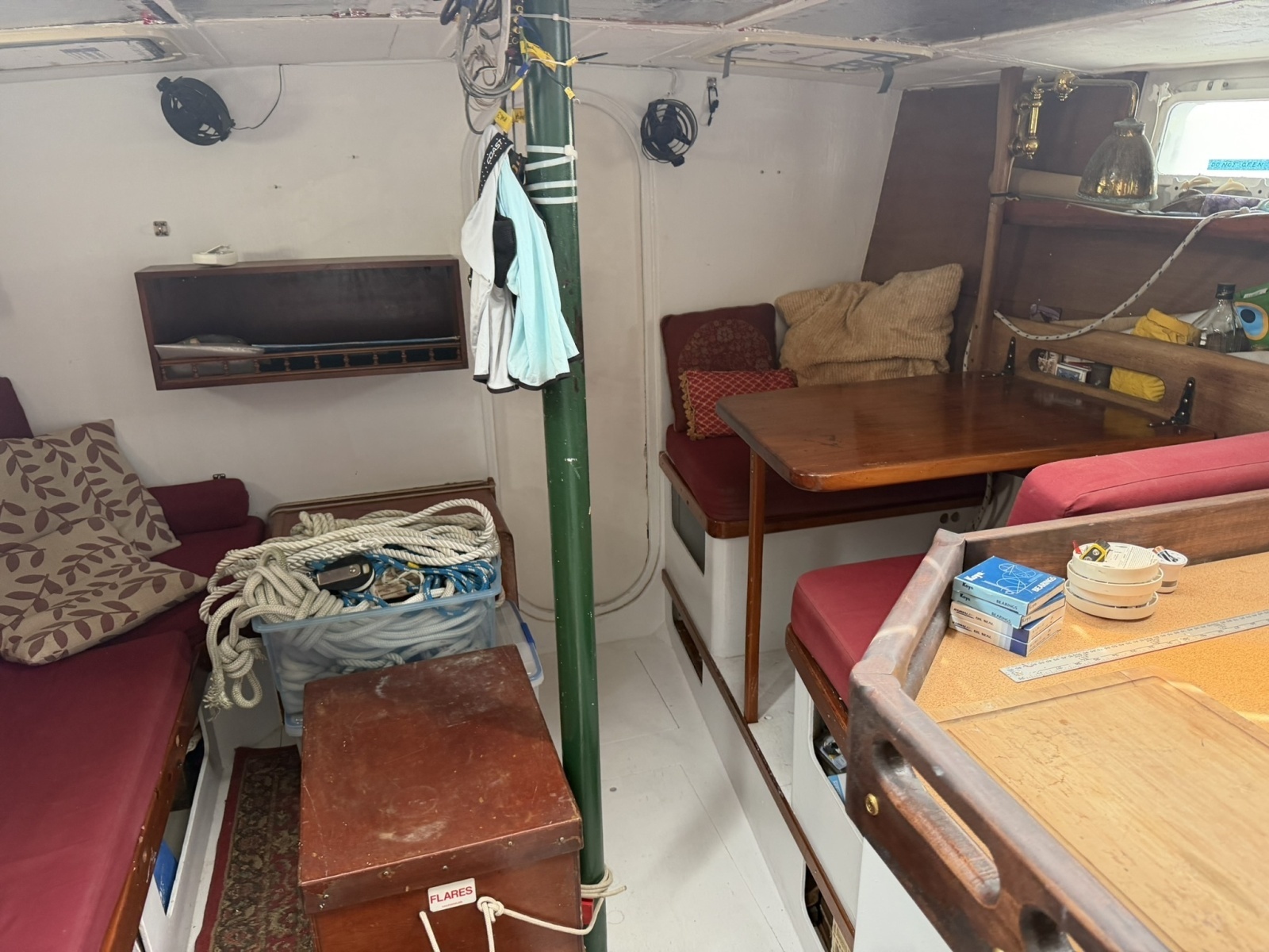 44ft Bruce Roberts Yacht For Sale