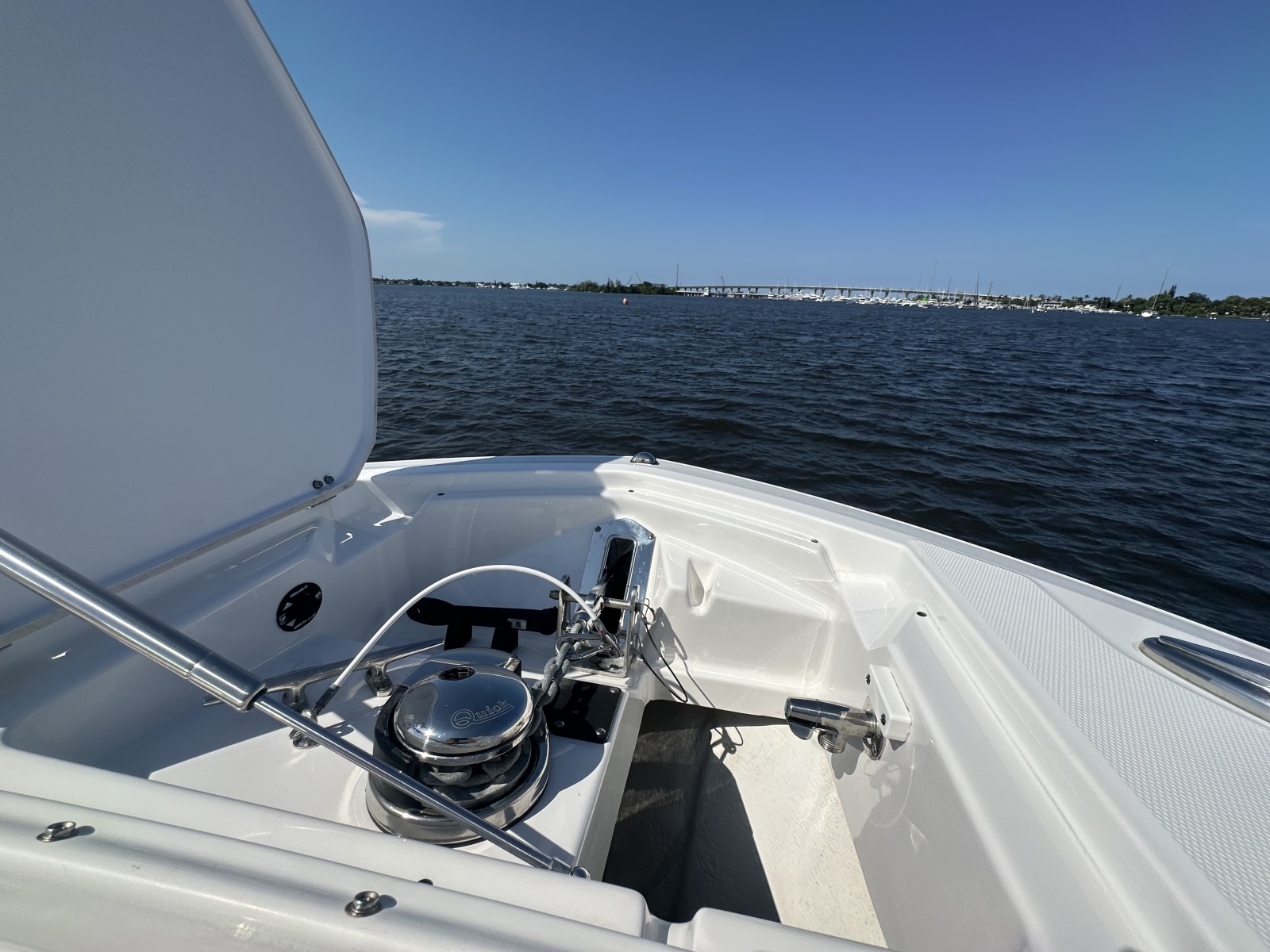 2024 Blackfin 272DC