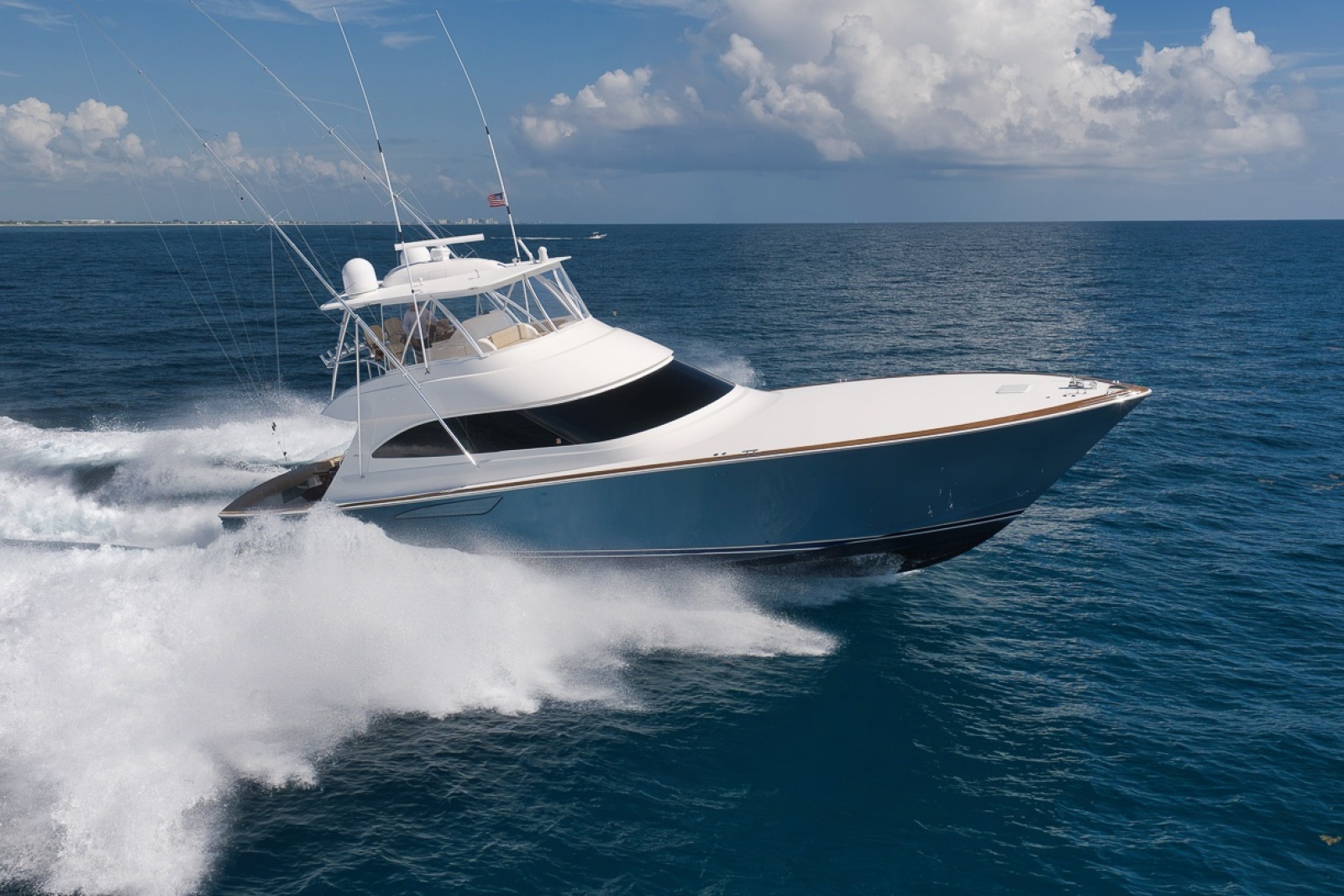 2017 Viking 62 Convertible