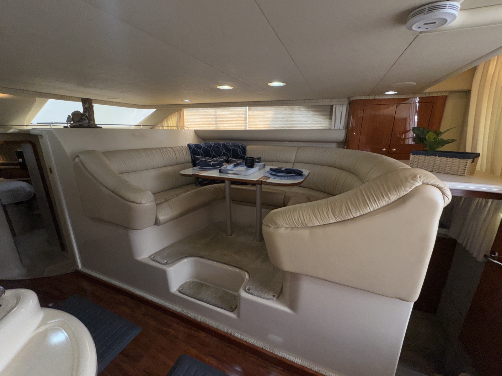 2001 Sea Ray 450 Express Bridge