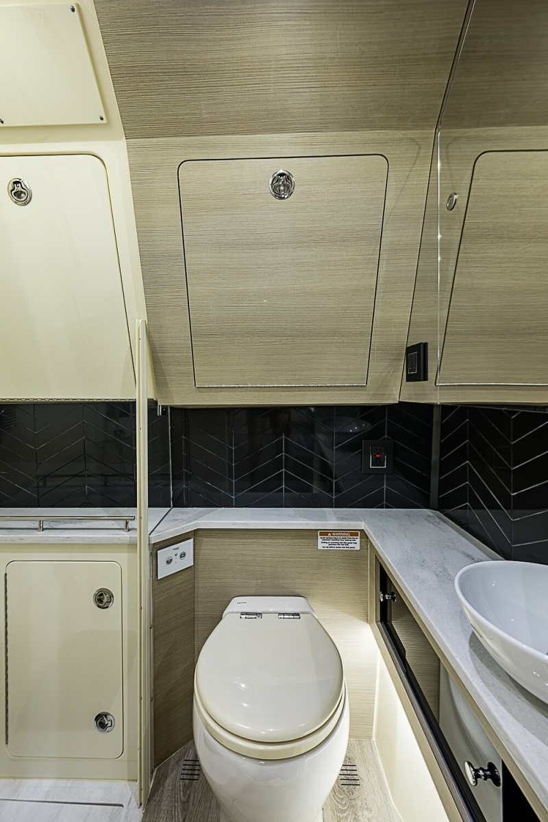 Scout 42 Maizey Blue - Interior Cabin