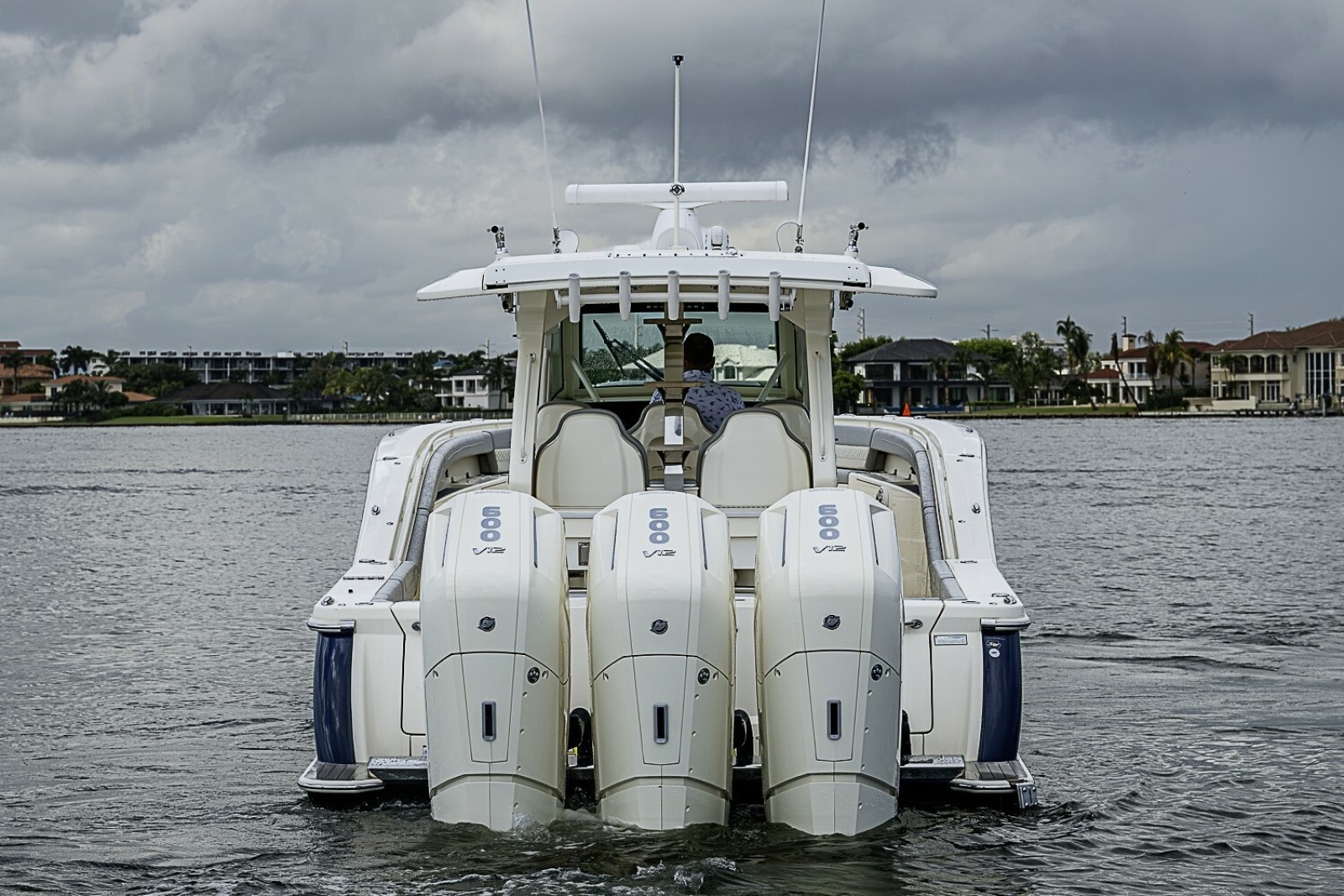Scout 42 Maizey Blue - Exterior Profile