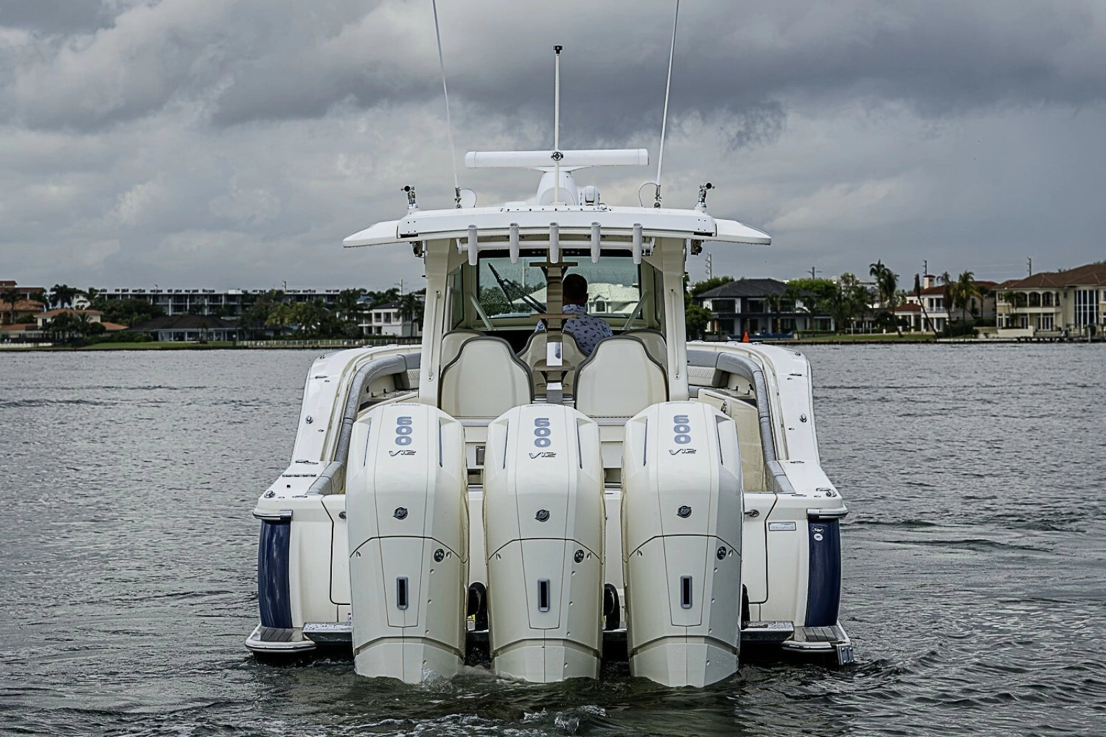 Scout 42 Maizey Blue - Exterior Profile