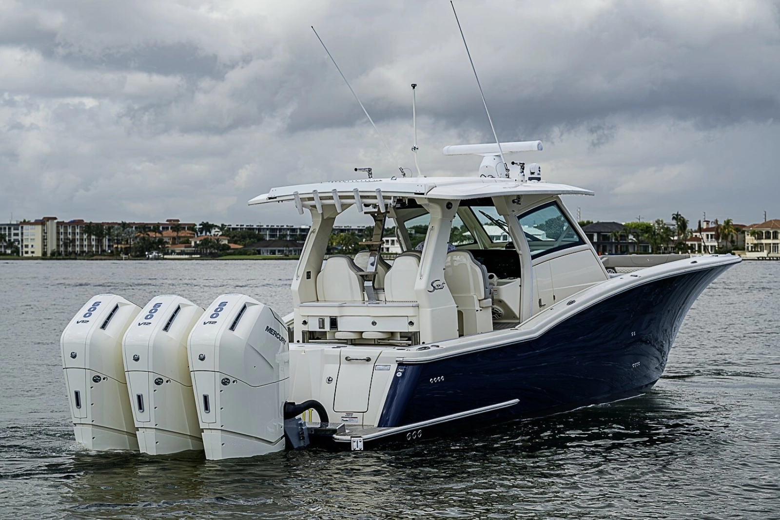 Scout 42 Maizey Blue - Exterior Profile