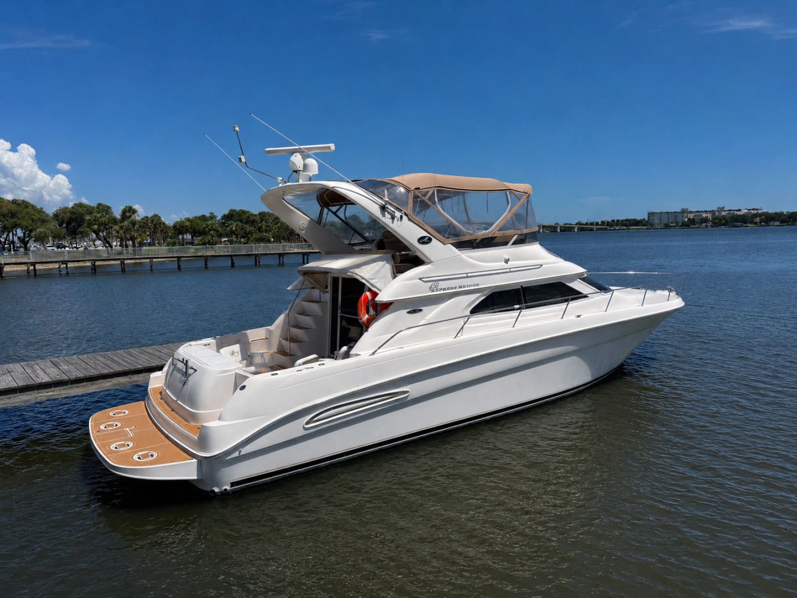 2003 Sea Ray 450 Express Bridge