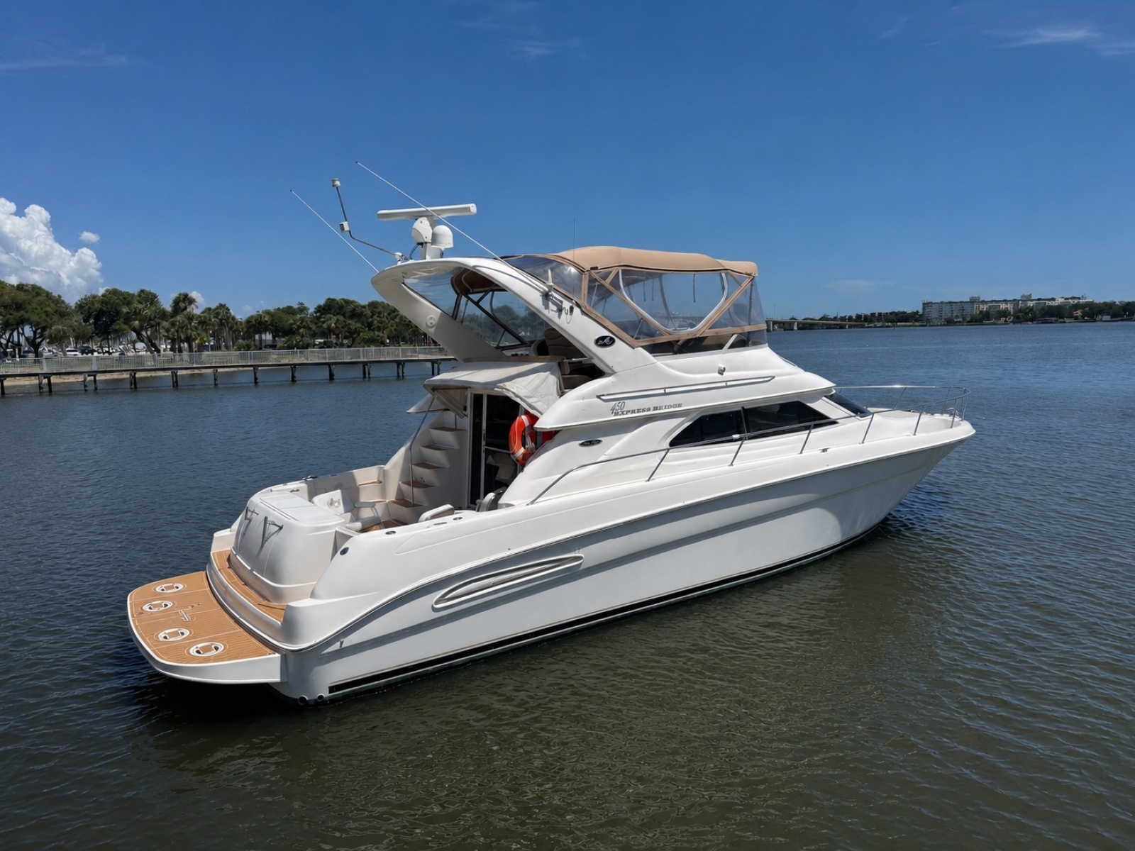 2003 Sea Ray 450 Express Bridge