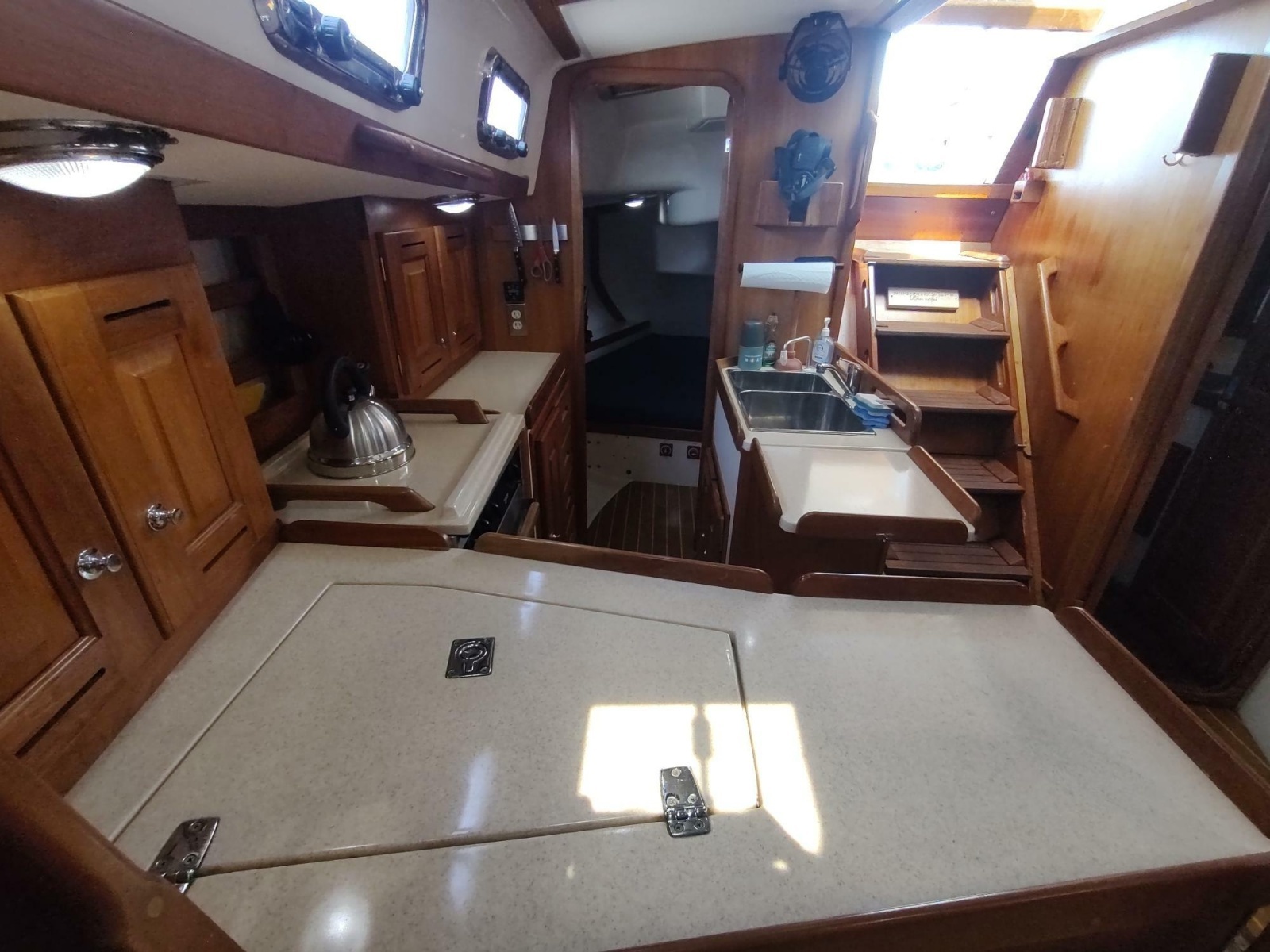 2004 Tartan 3700