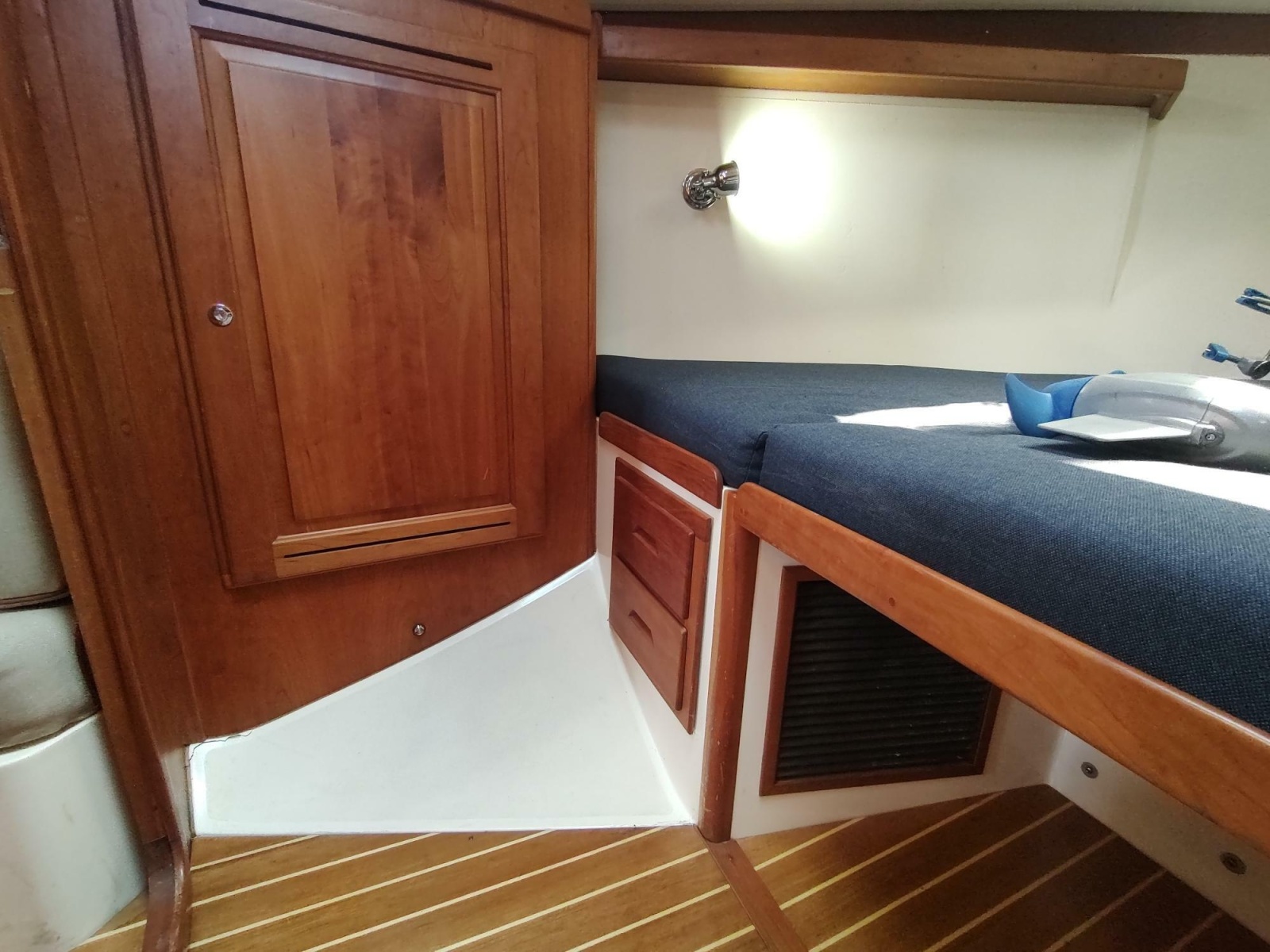 2004 Tartan 3700