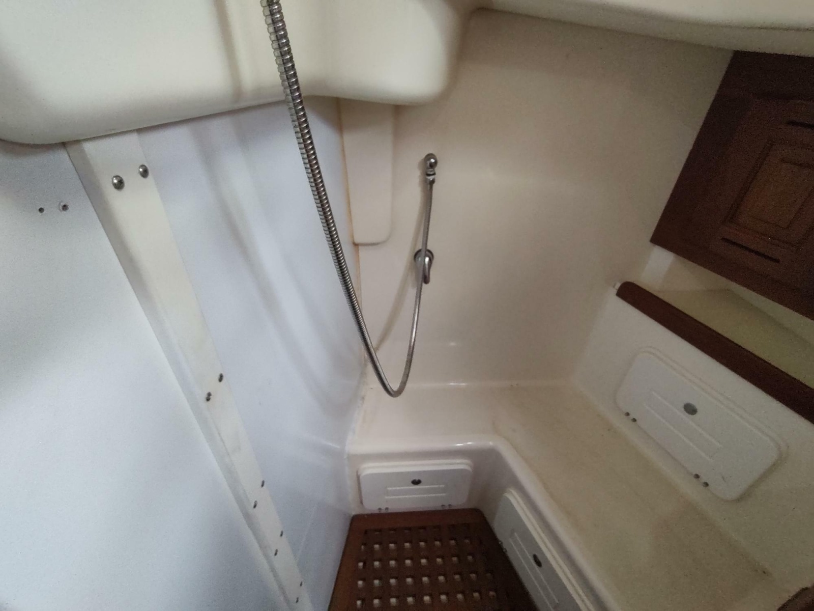 2004 Tartan 3700