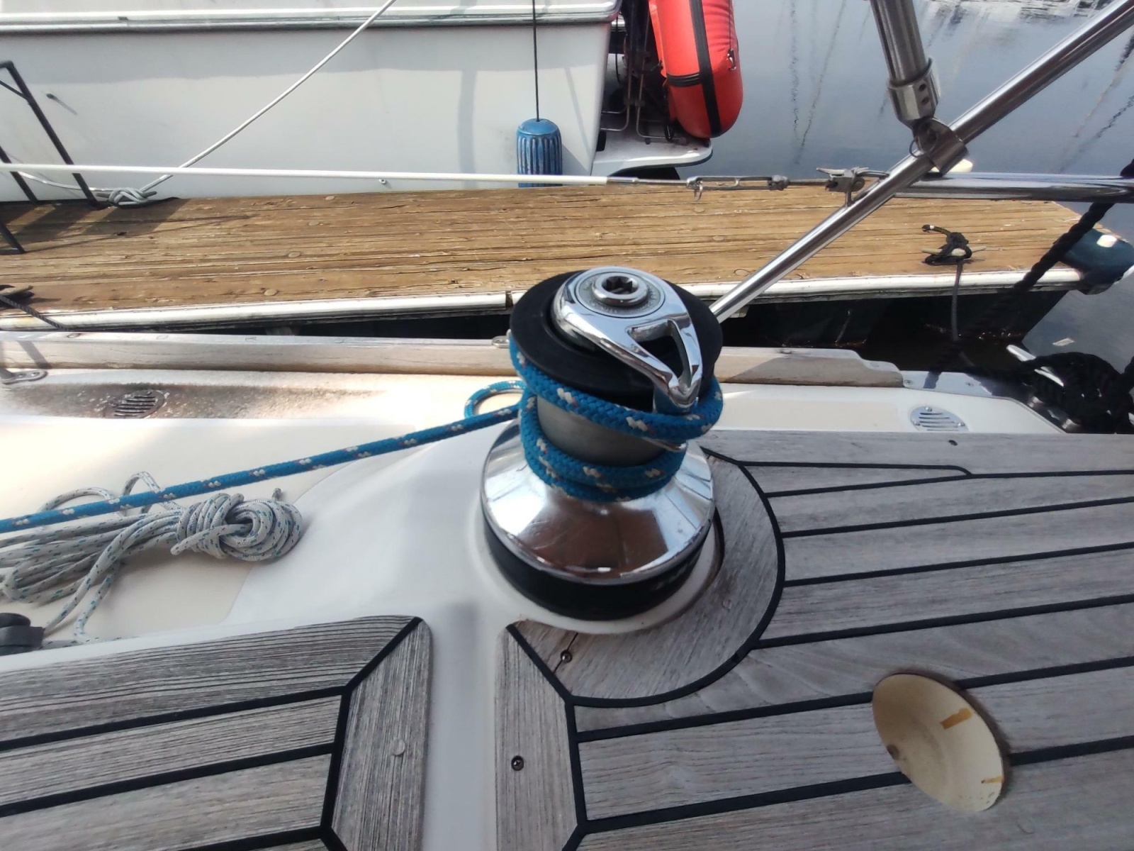 2004 Tartan 3700