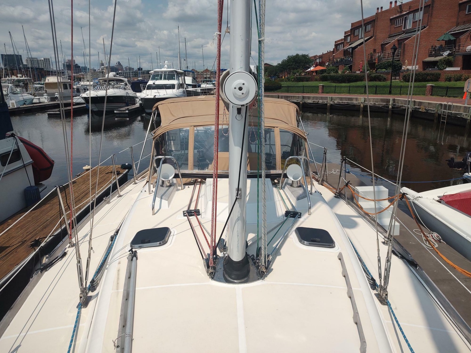 2004 Tartan 3700