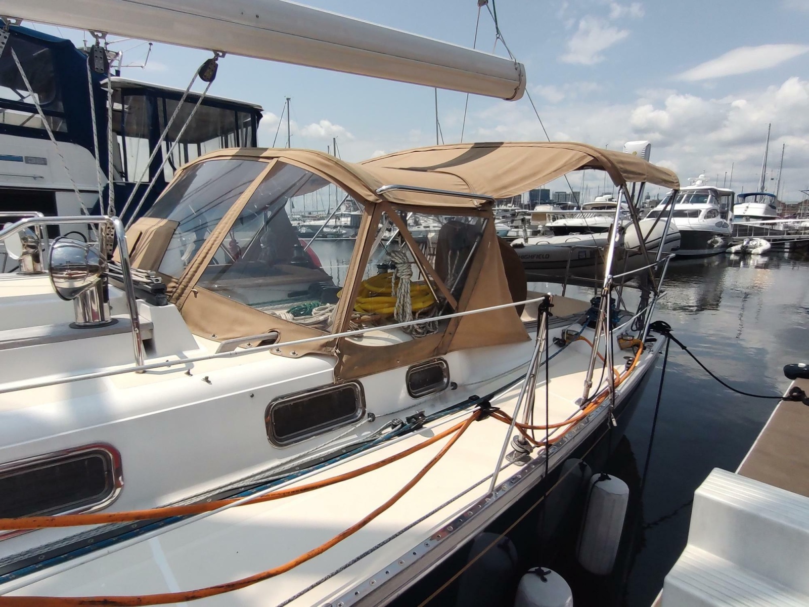 2004 Tartan 3700