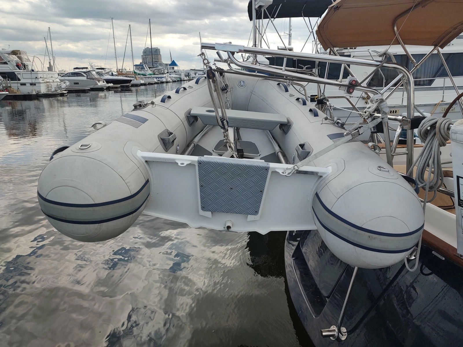 2004 Tartan 3700