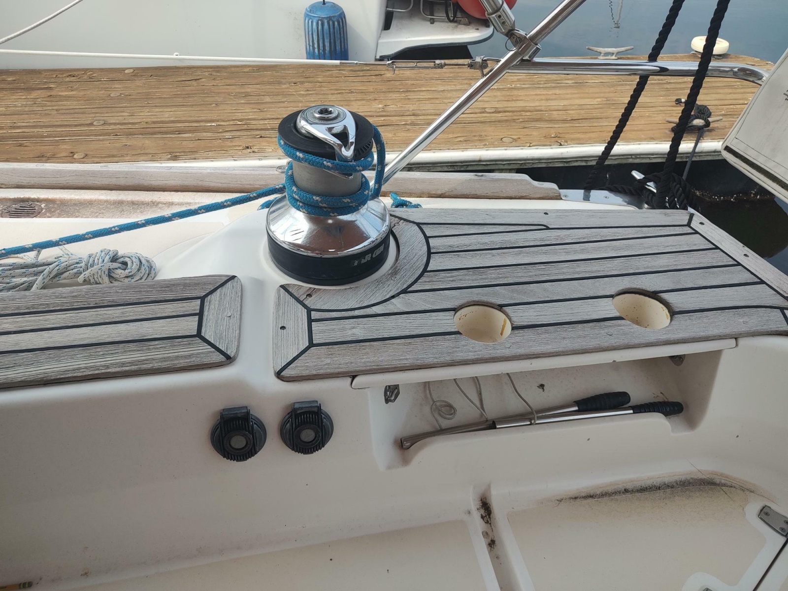 2004 Tartan 3700