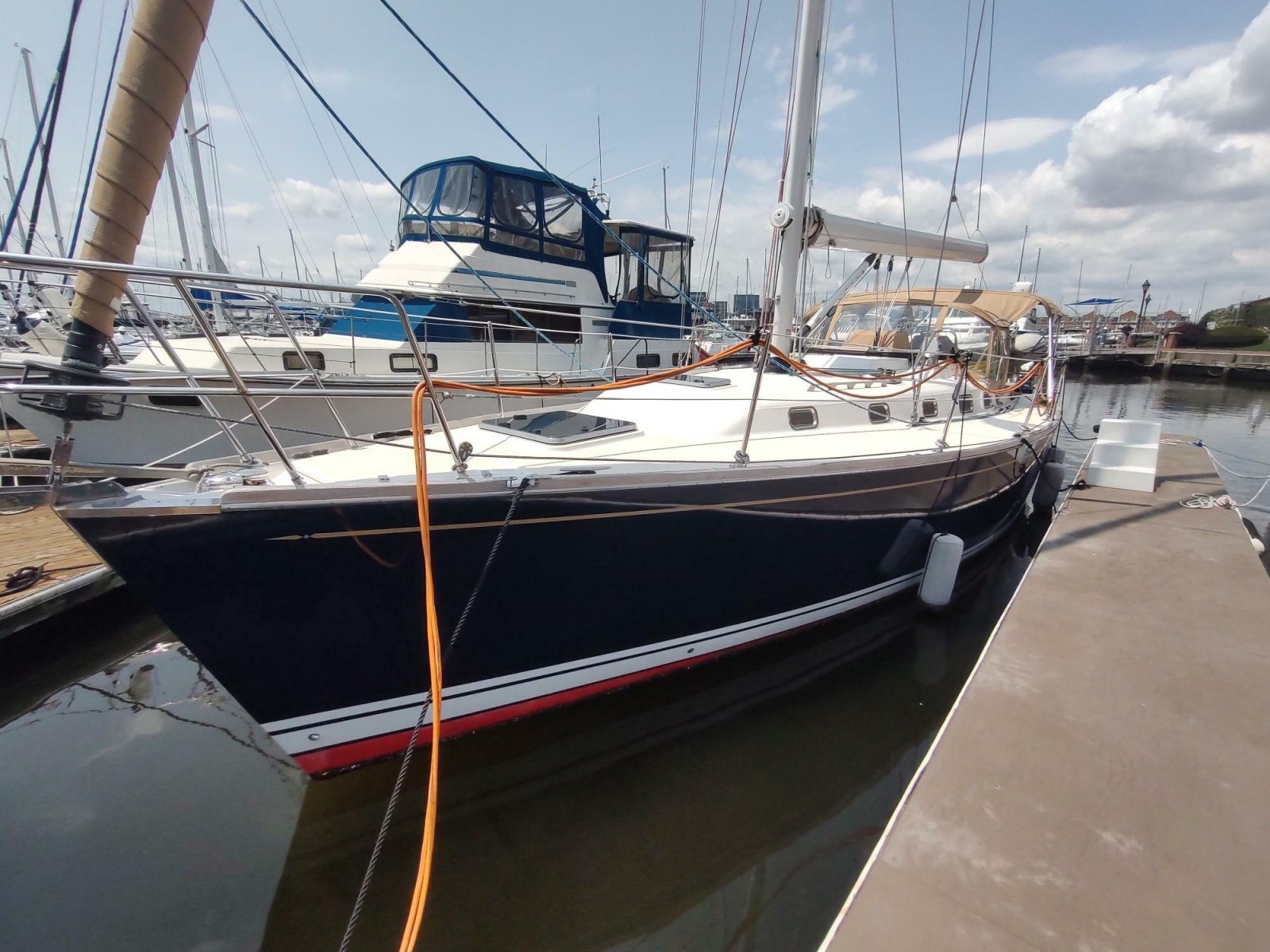 2004 Tartan 3700