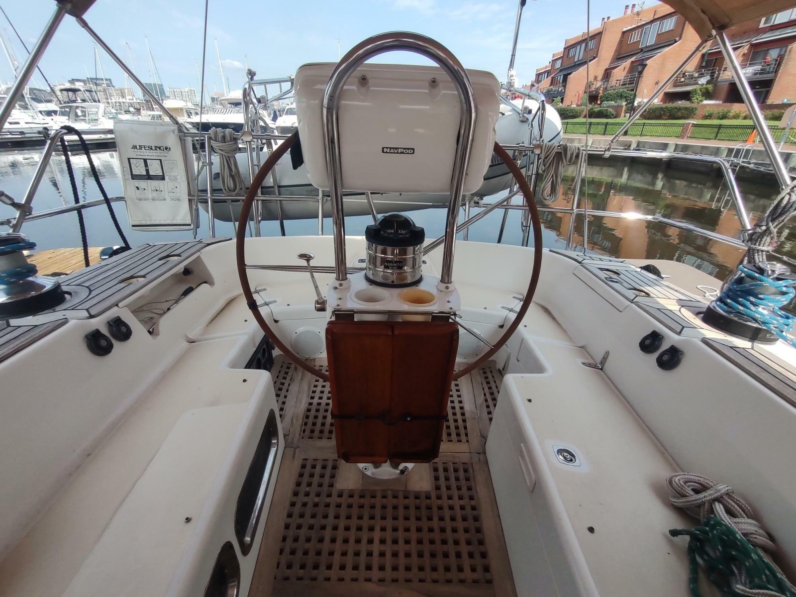2004 Tartan 3700