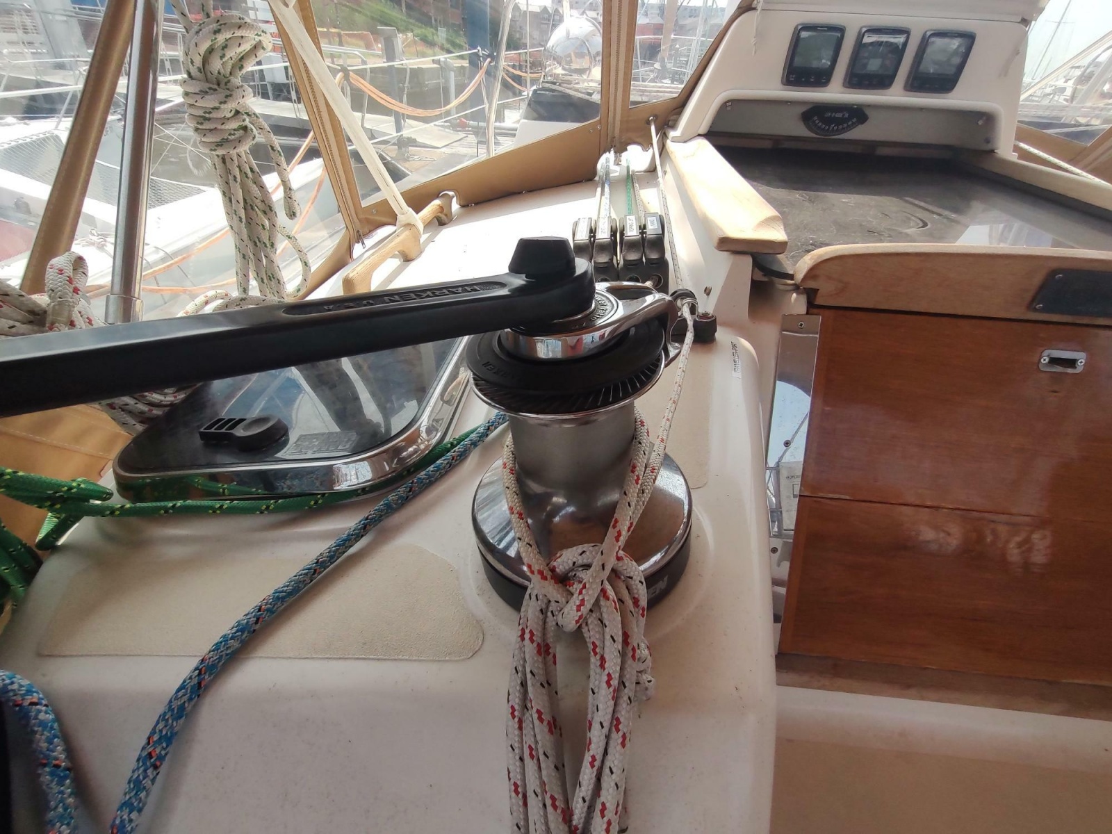 2004 Tartan 3700