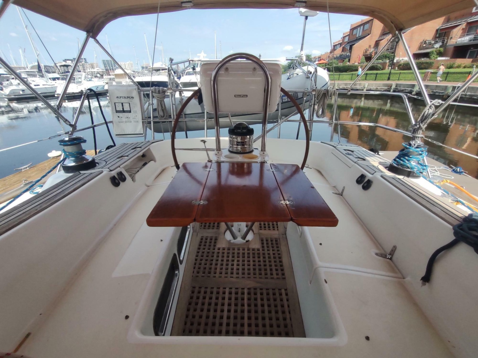 2004 Tartan 3700