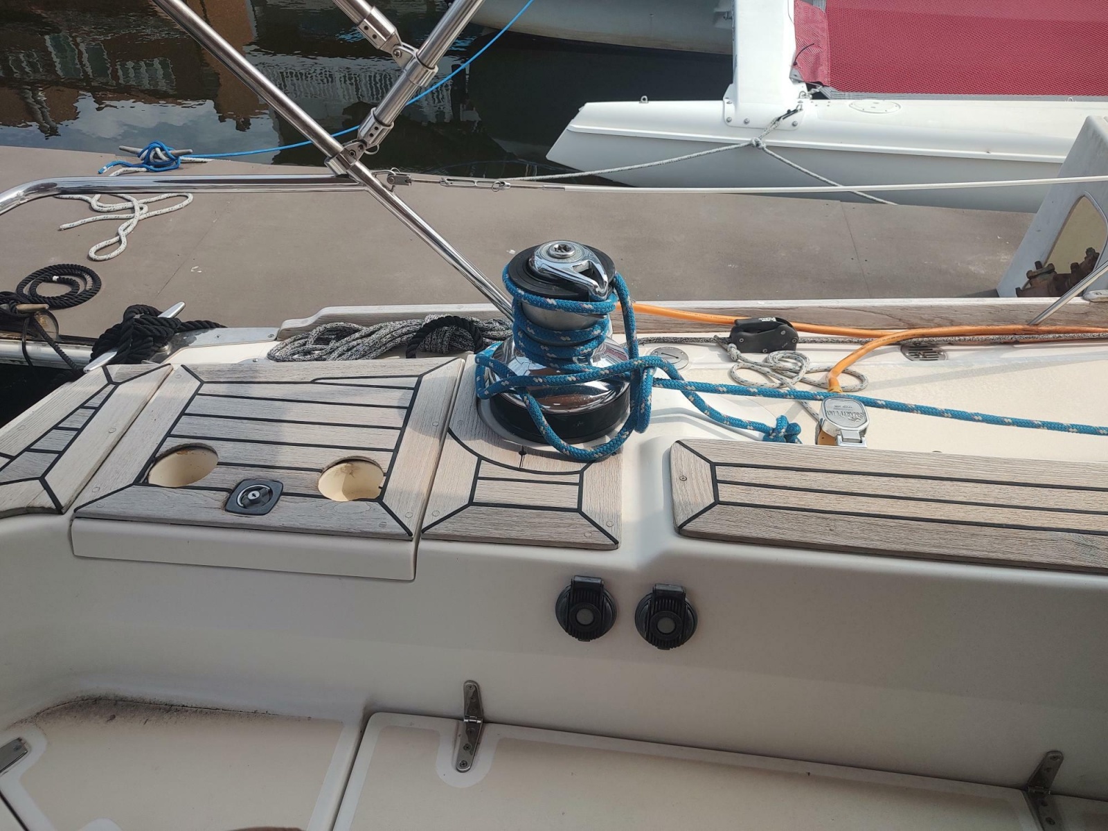 2004 Tartan 3700