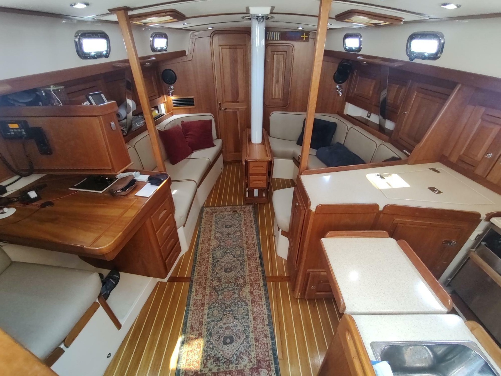 2004 Tartan 3700