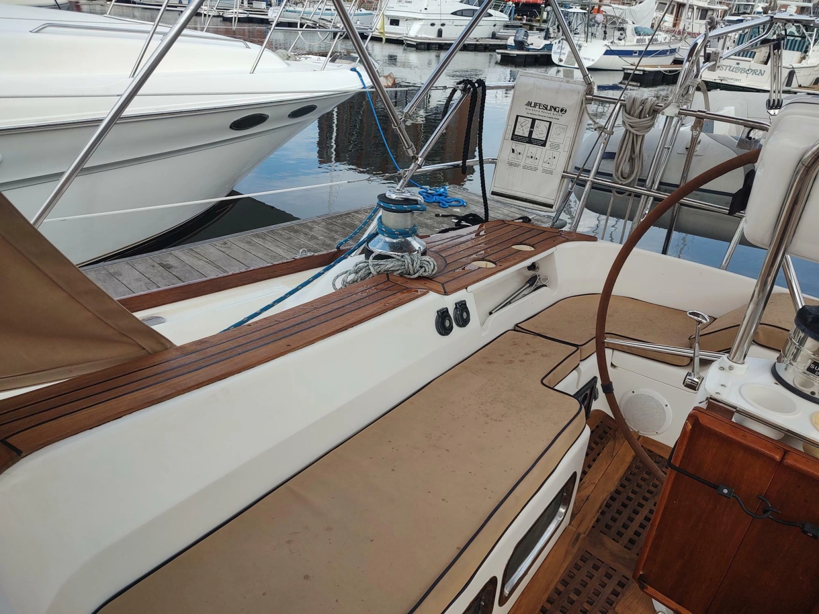 2004 Tartan 3700