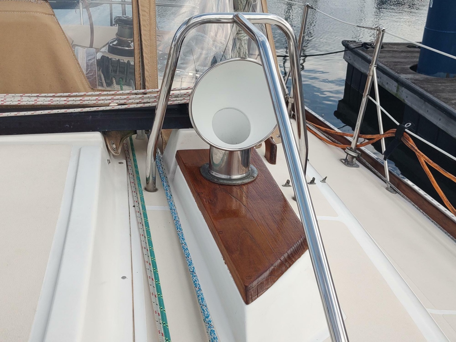 2004 Tartan 3700