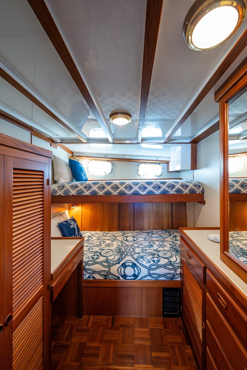 Starboard Guest Stateroom Berths