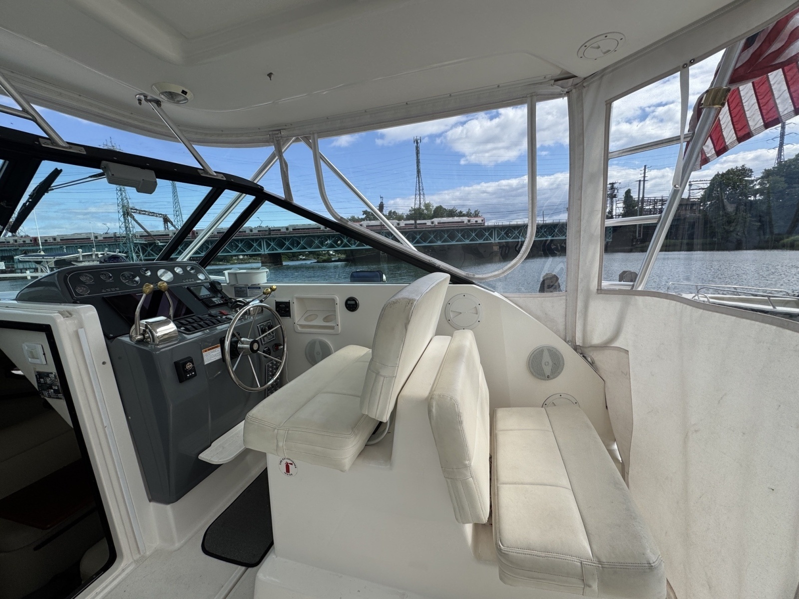 2005 Tiara Yachts 2900 Open