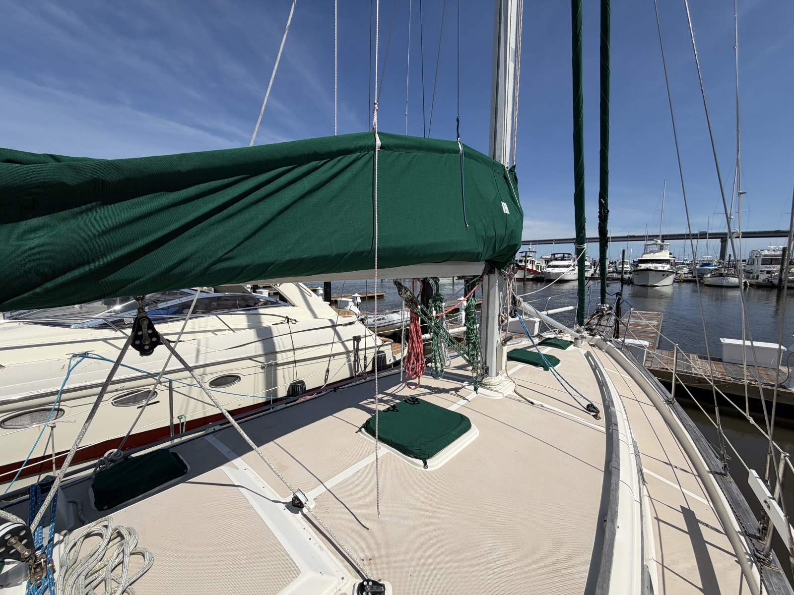 1986 Island Packet 38