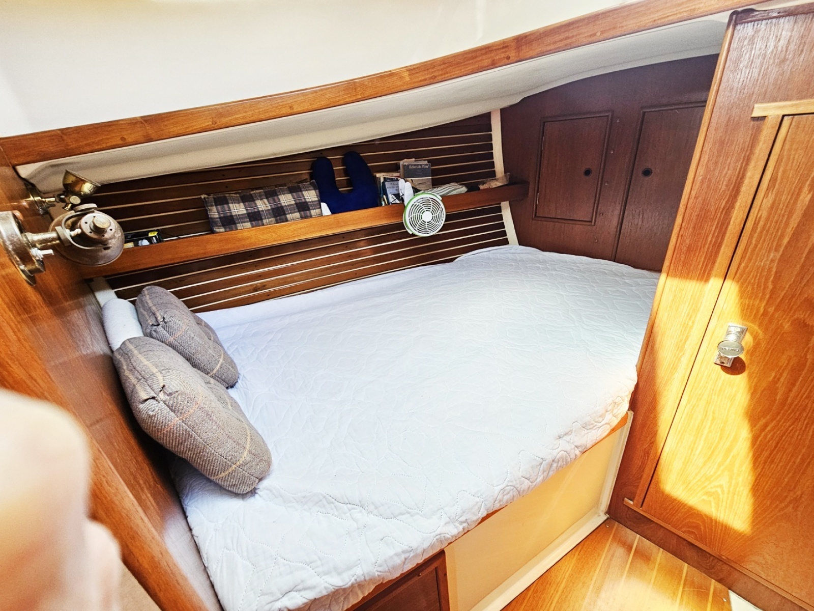1990 Nonsuch 30 Ultra