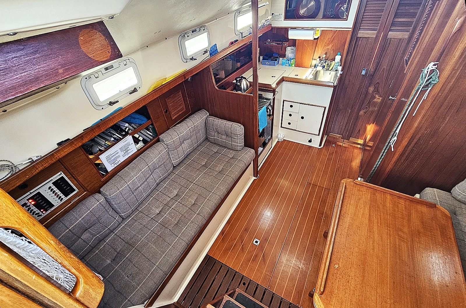 1990 Nonsuch 30 Ultra