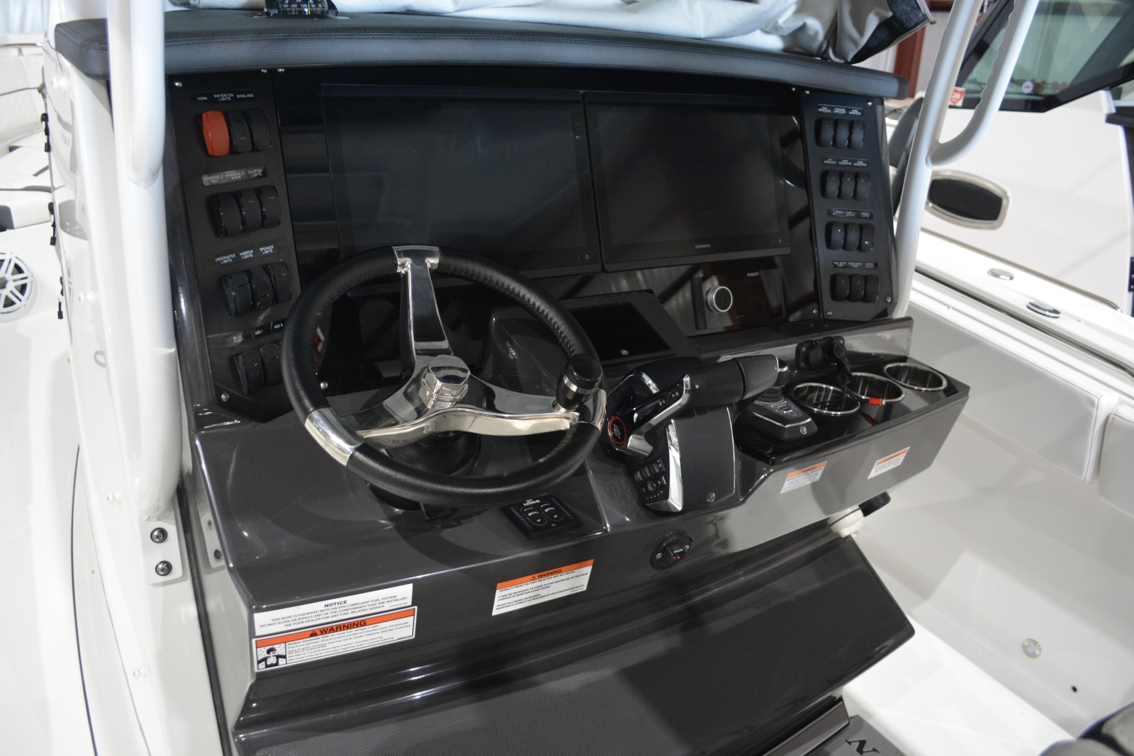 2023 Blackfin 332 CC