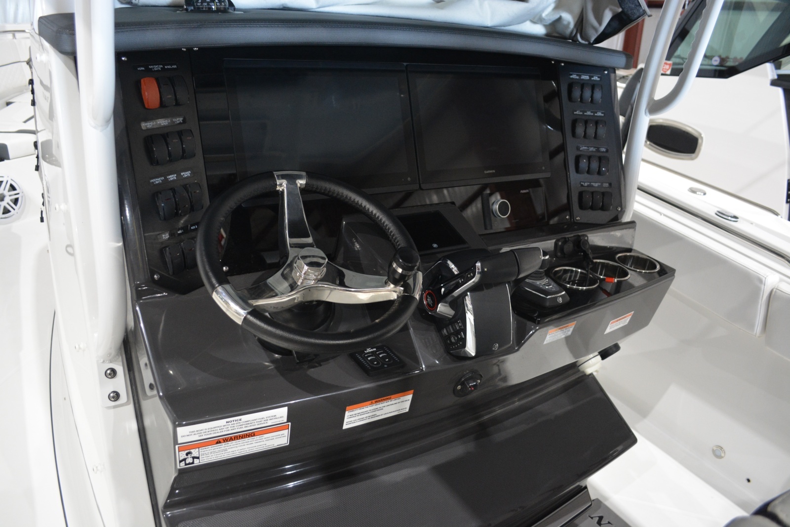 2023 Blackfin 332 CC