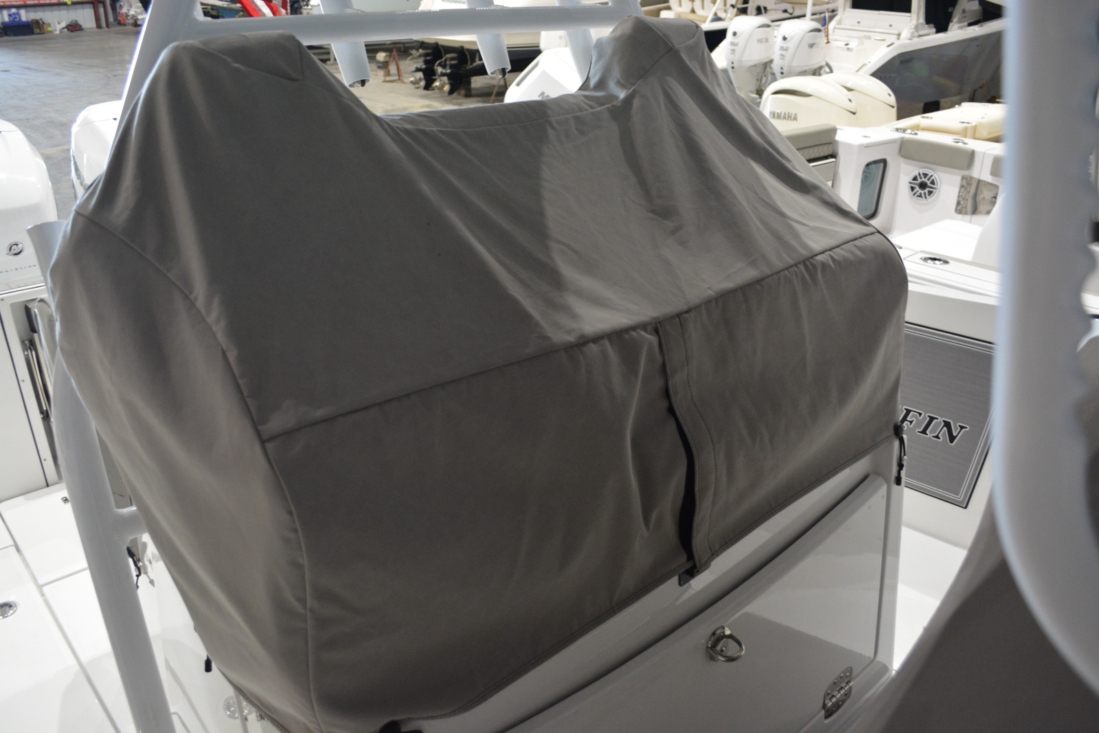 2023 Blackfin 332 CC