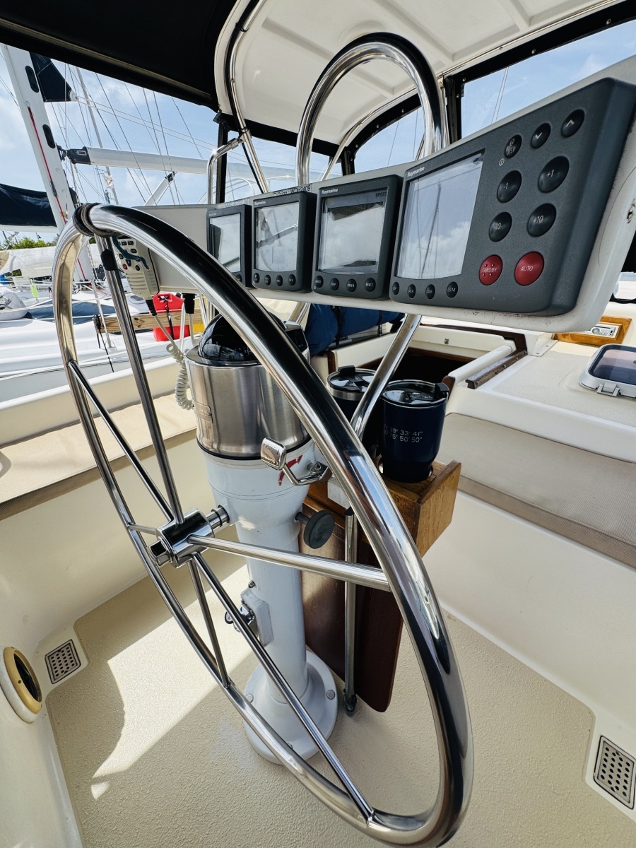 Music II 41ft Catalina Morgan Yacht For Sale