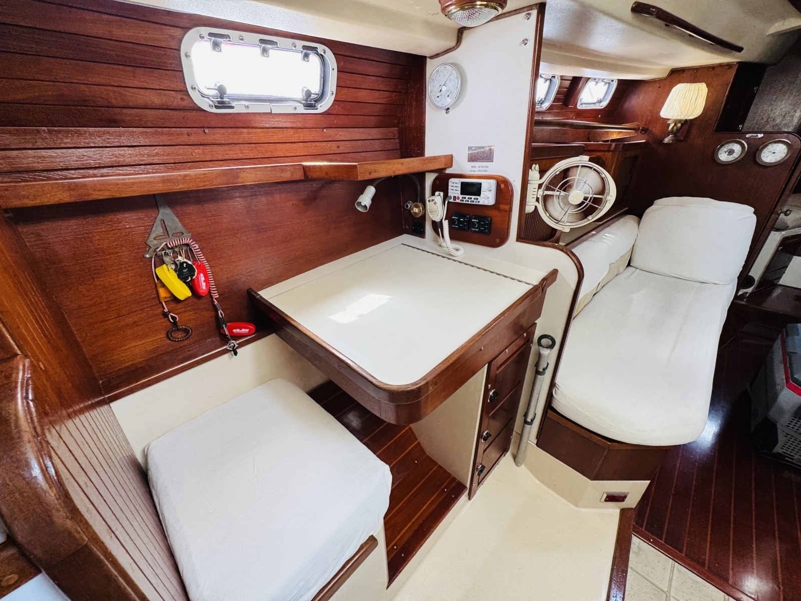 Music II 41ft Catalina Morgan Yacht For Sale