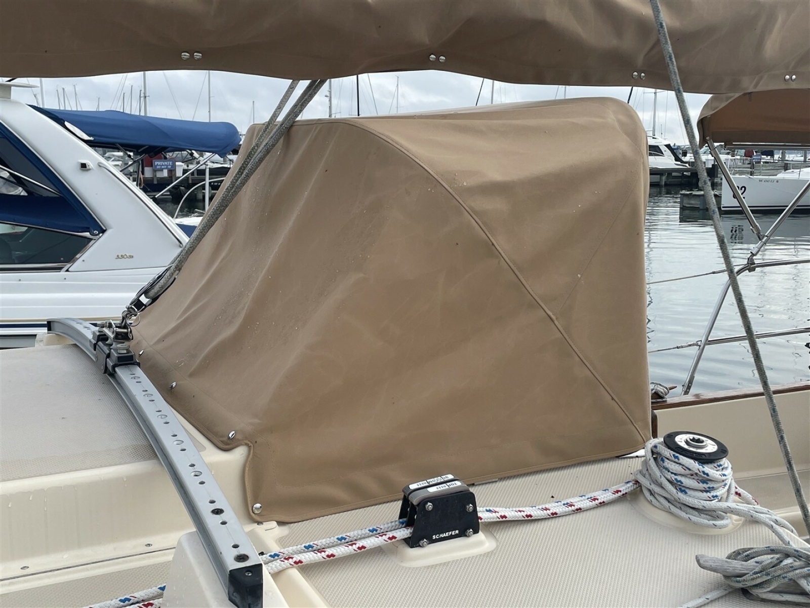 1989 Island Packet IP 27