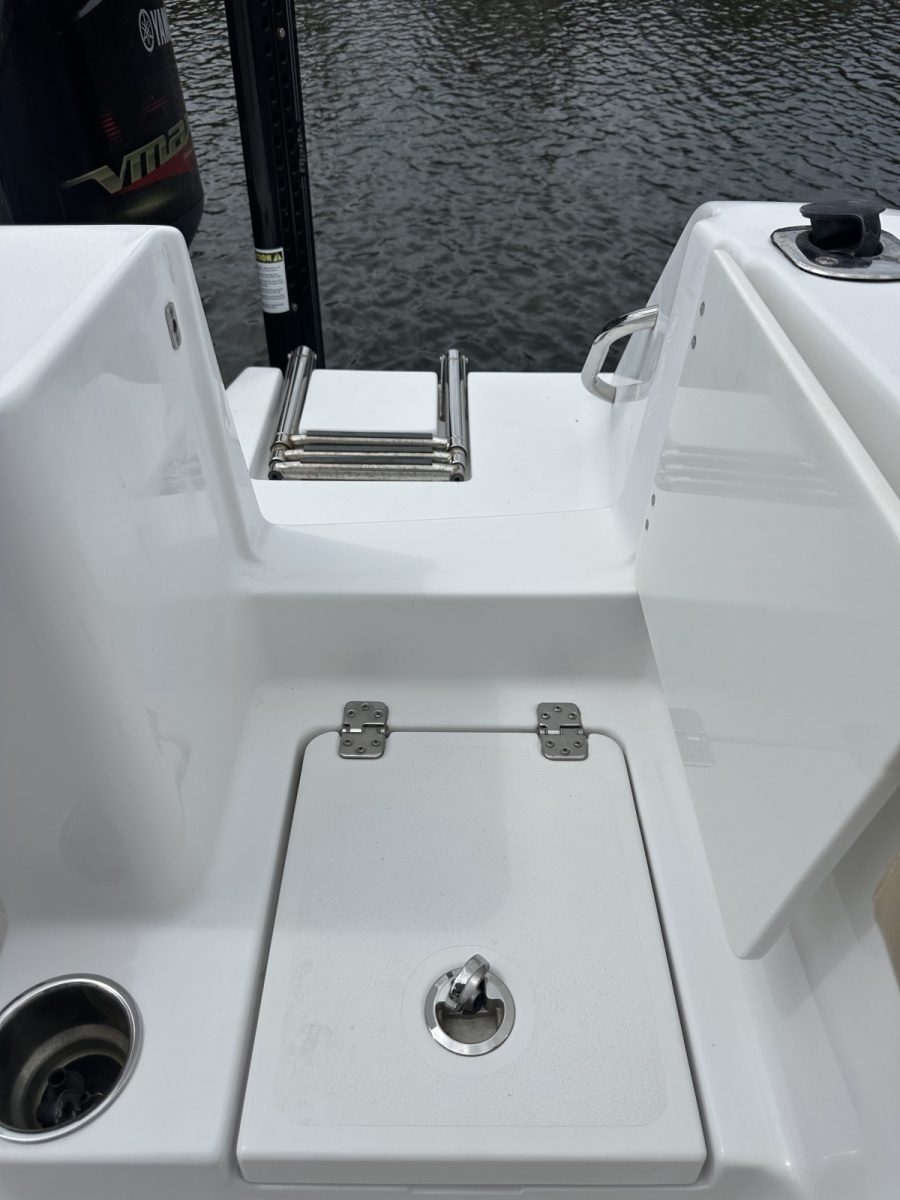 2018 Sportsman 232 Open