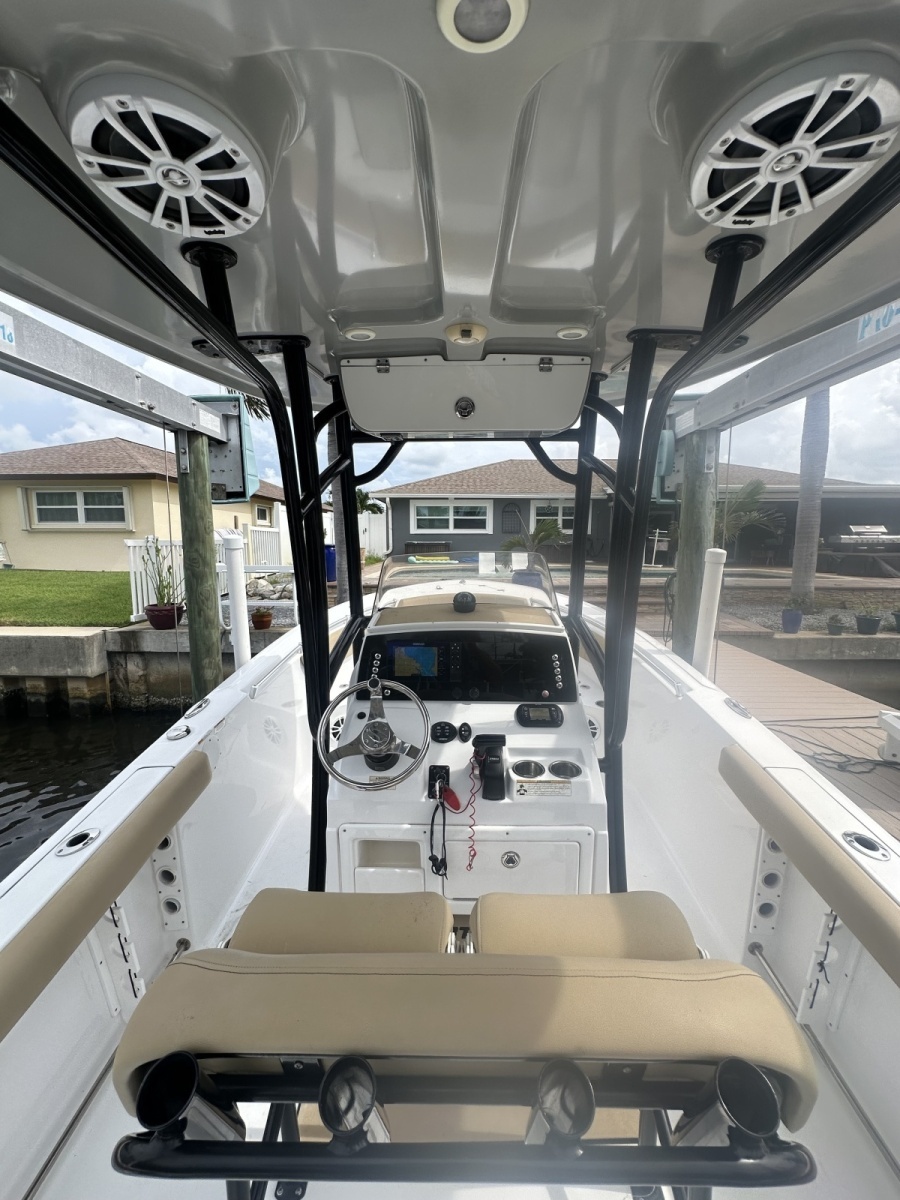 2018 Sportsman 232 Open