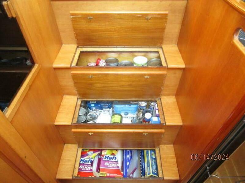 42' Sabre galley steps storage