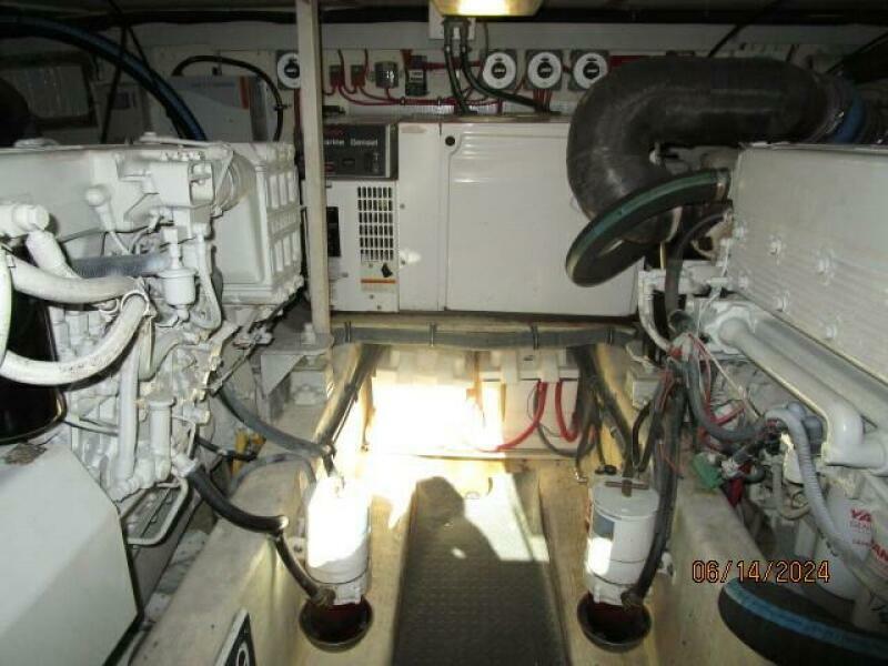 42' Sabre engine room aft