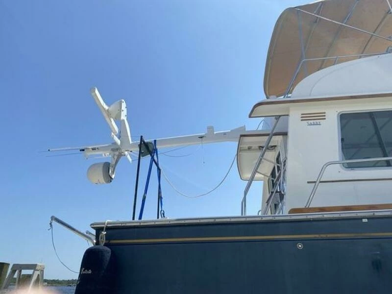 42' Sabre mast brace