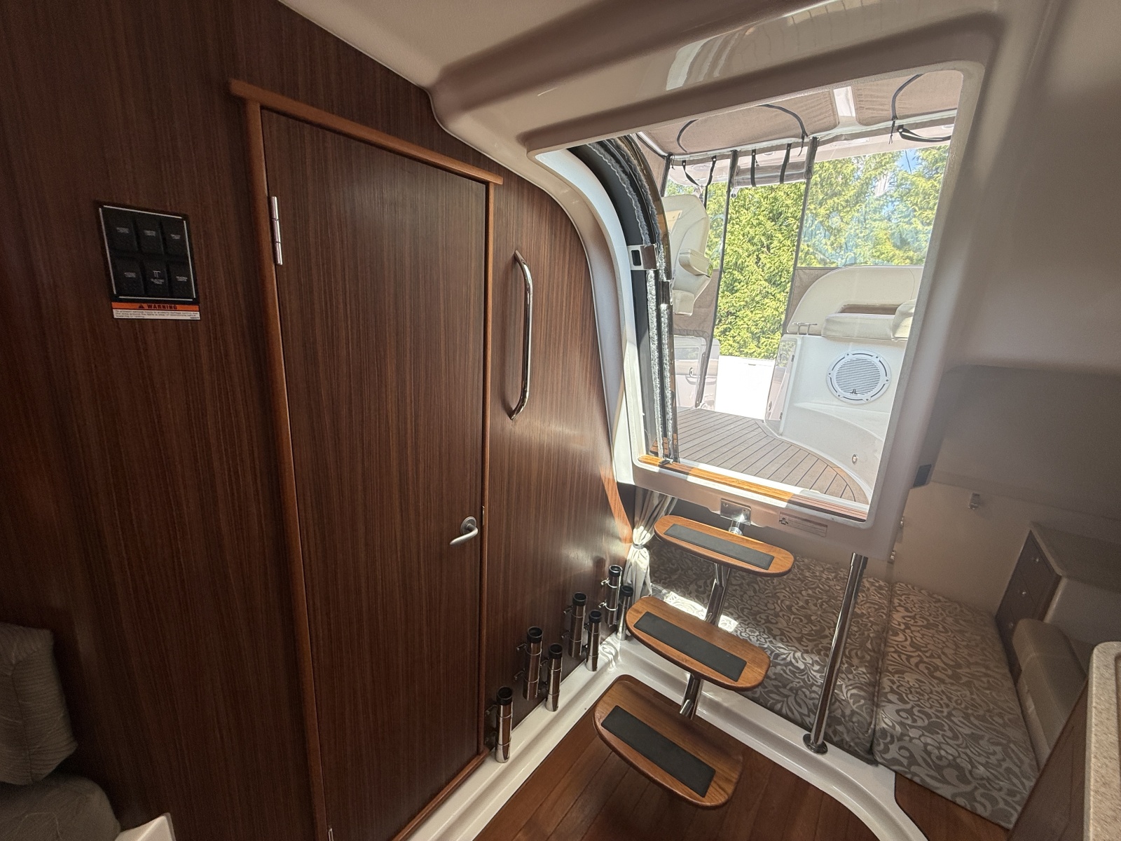 2016 Pursuit 345 OS