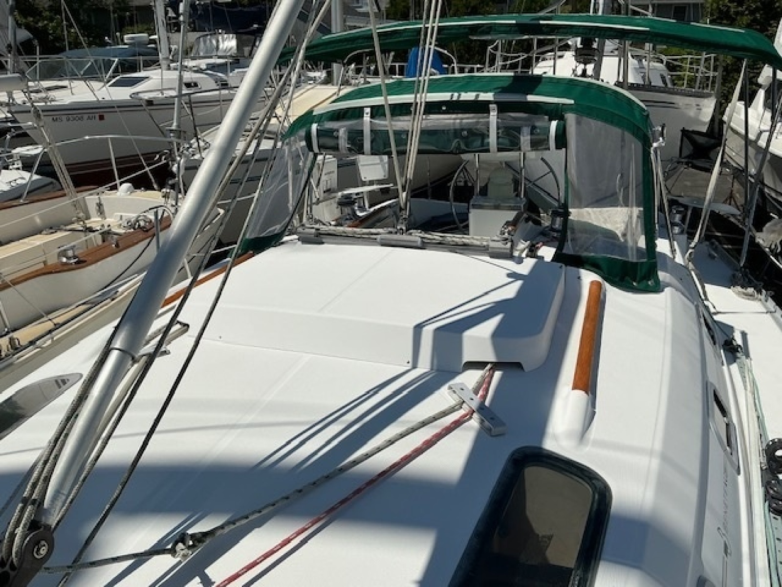 Destiny 32ft Beneteau Yacht For Sale